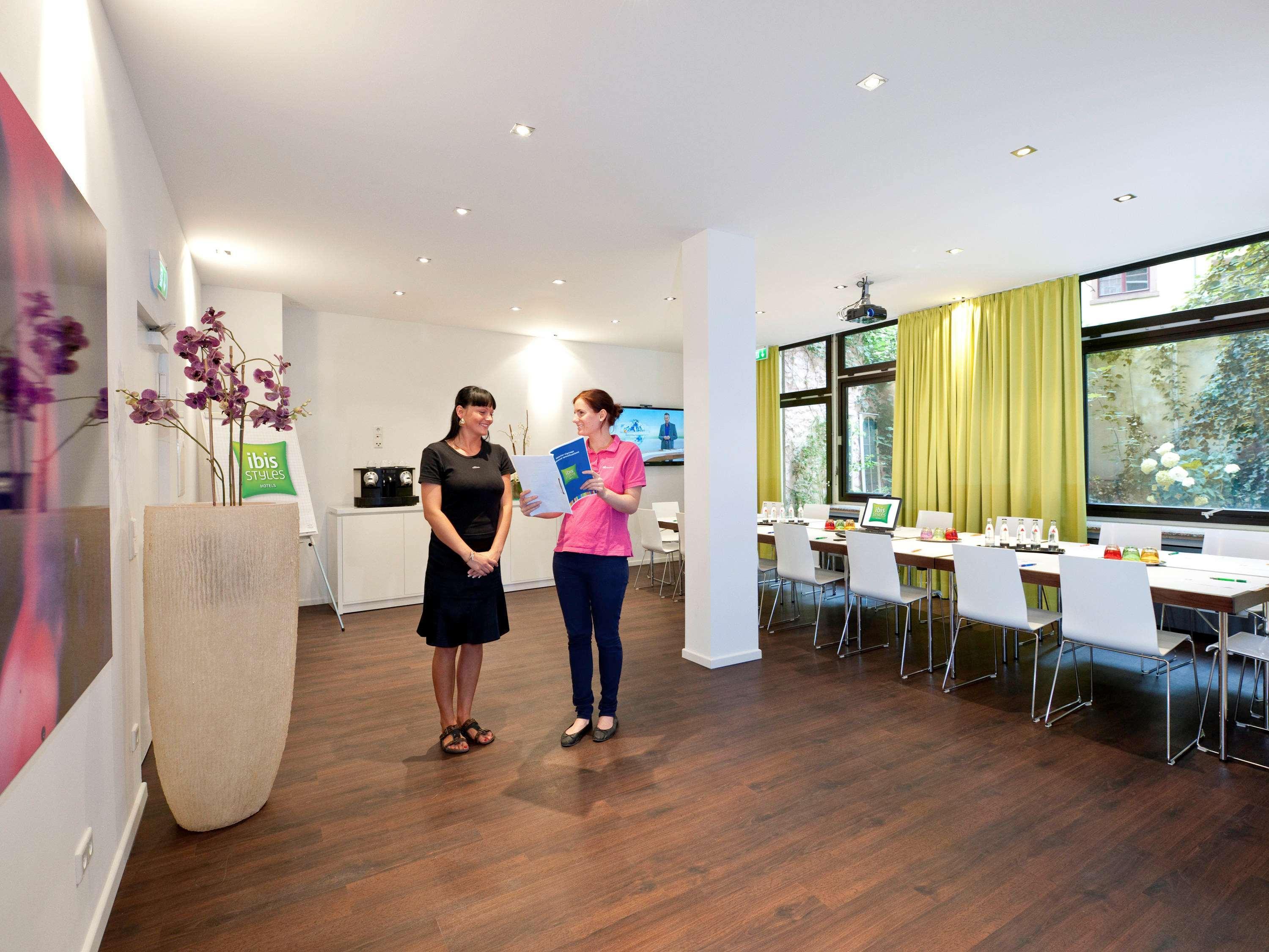 Ibis Styles Frankfurt City Frankfurt am Main Exterior photo
